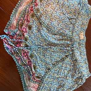 Hollister flowy shorts